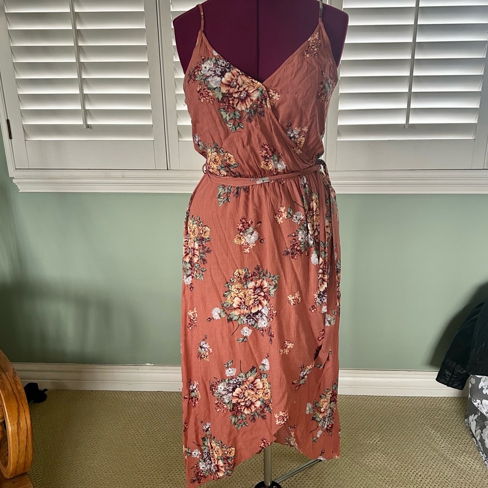 Floral Faux Wrap Dress in Rust Medium